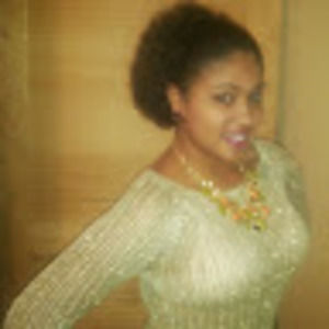 Meet your Posher, Adriana